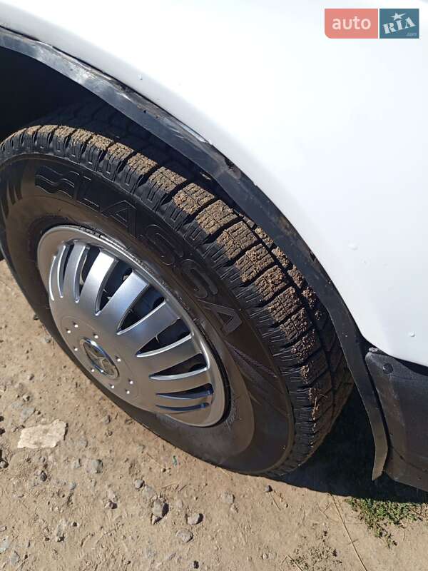 Вантажний фургон Mercedes-Benz Sprinter 2002 в Вінниці