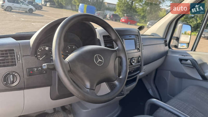 Вантажний фургон Mercedes-Benz Sprinter 2016 в Рівному