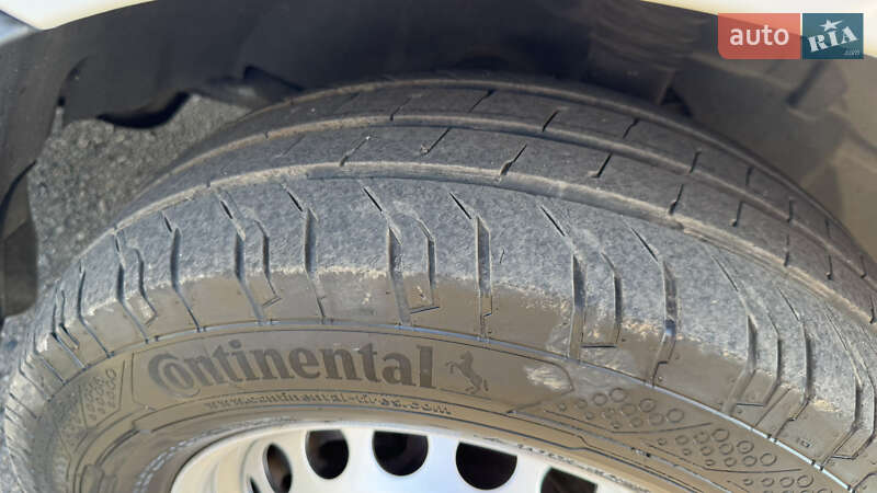 Вантажний фургон Mercedes-Benz Sprinter 2016 в Рівному