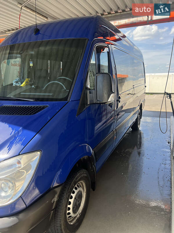 Микроавтобус Mercedes-Benz Sprinter 2012 в Черновцах