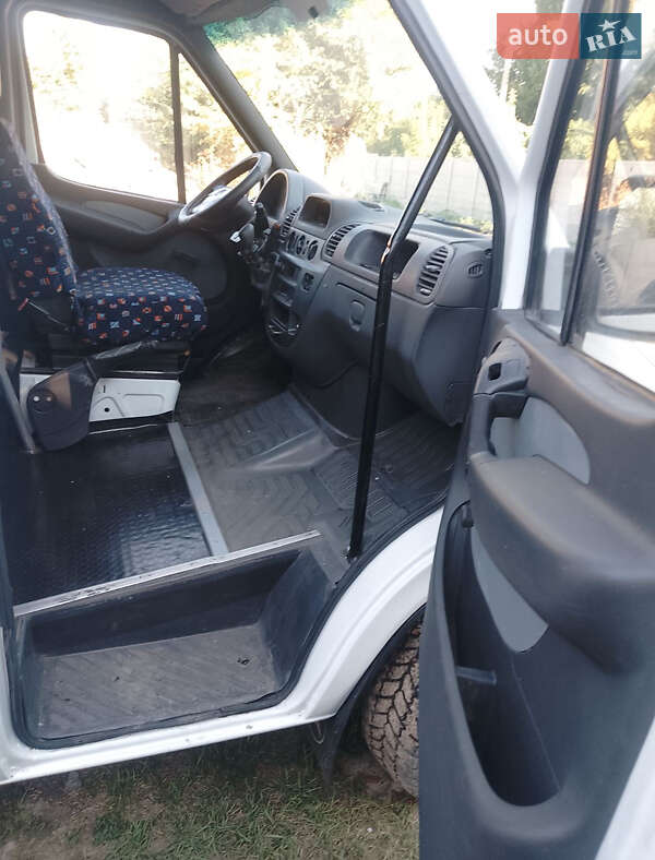Пригородный автобус Mercedes-Benz Sprinter 2003 в Днепре