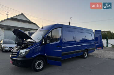 Грузовой фургон Mercedes-Benz Sprinter 2018 в 