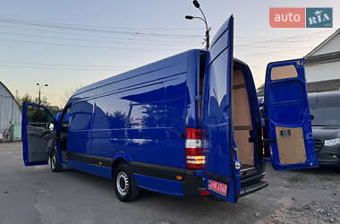 Грузовой фургон Mercedes-Benz Sprinter 2018 в 