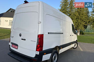Грузовой фургон Mercedes-Benz Sprinter 2020 в 