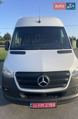Грузовой фургон Mercedes-Benz Sprinter 2020 в 
