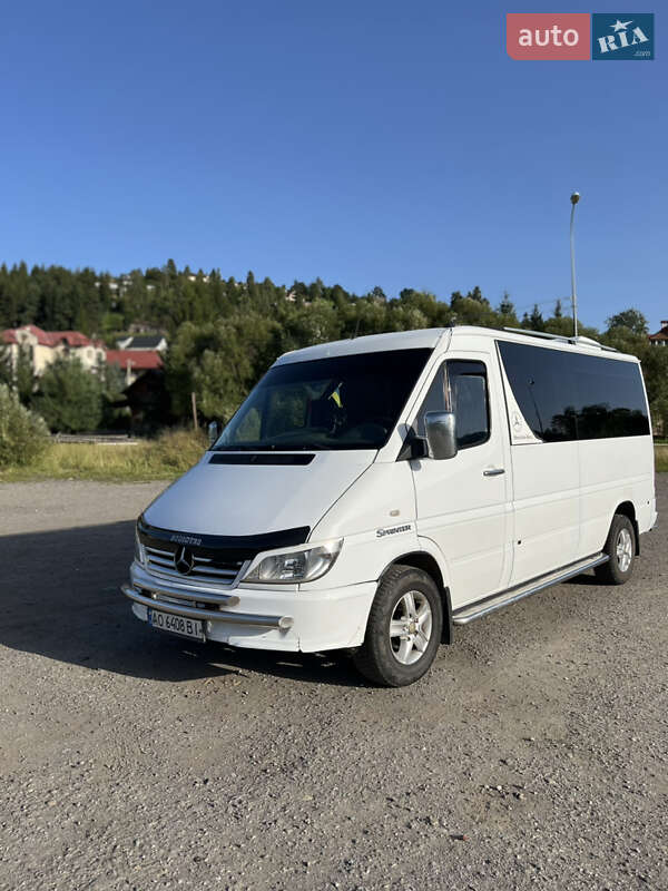 Грузопассажирский фургон Mercedes-Benz Sprinter 2006 в Славском
