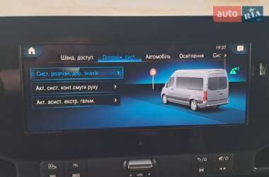 Вантажний фургон Mercedes-Benz Sprinter 2022 в 
