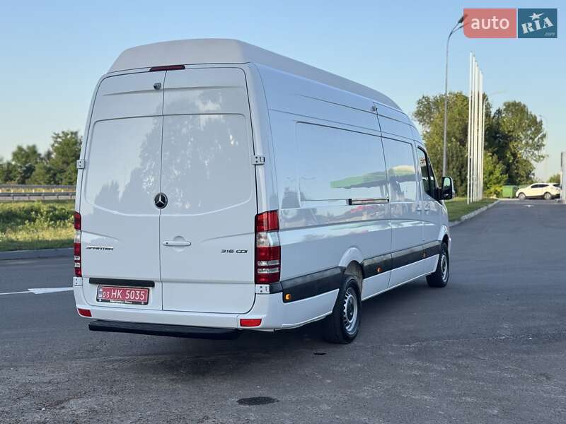Грузовой фургон Mercedes-Benz Sprinter 2017 в Дубно