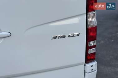 Грузовой фургон Mercedes-Benz Sprinter 2017 в 