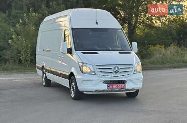 Грузовой фургон Mercedes-Benz Sprinter 2017 в 