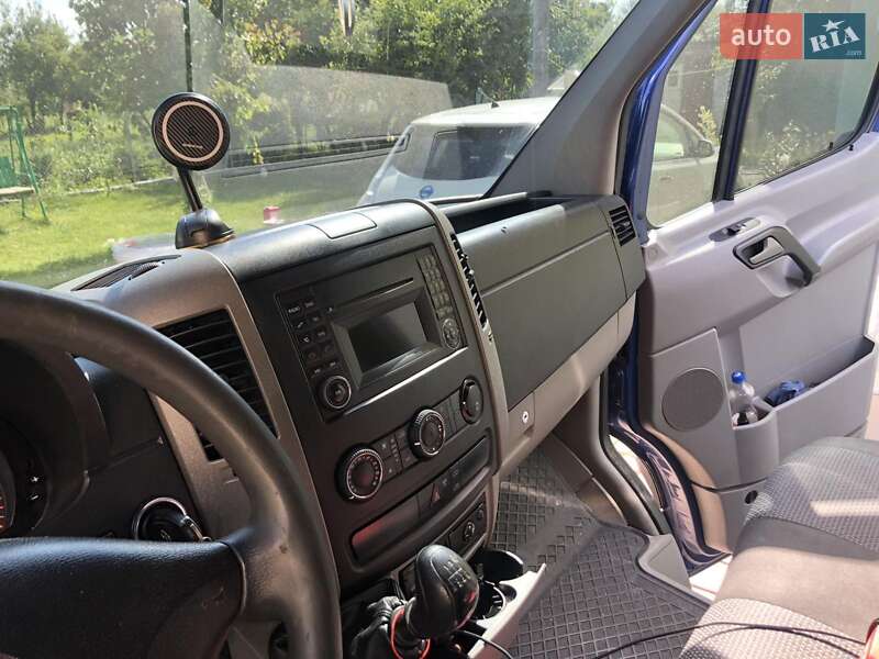 Вантажний фургон Mercedes-Benz Sprinter 2011 в Тернополі