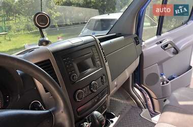 Грузовой фургон Mercedes-Benz Sprinter 2011 в 
