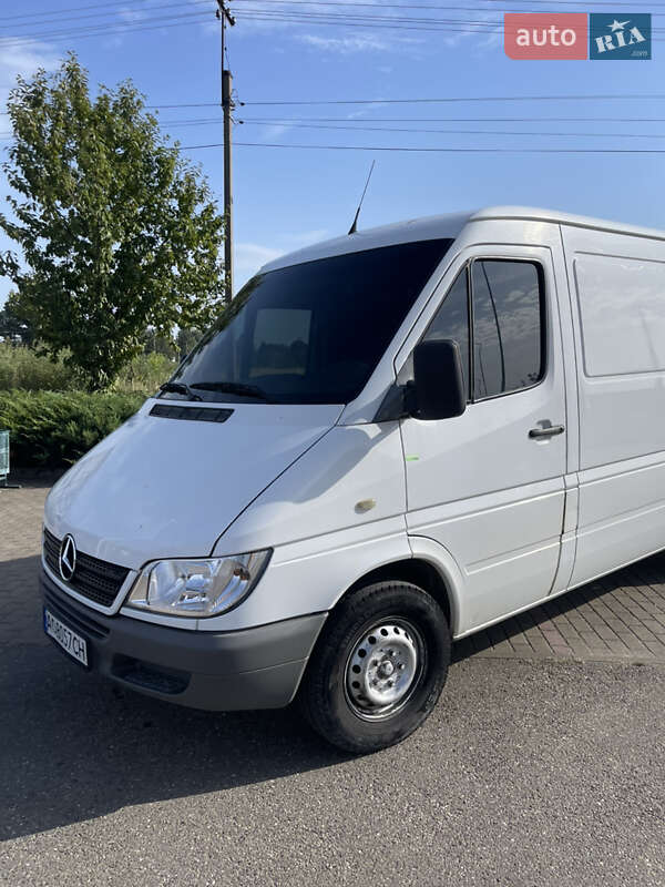 Вантажний фургон Mercedes-Benz Sprinter 2003 в Львові фото 5 Вантажний фургон Mercedes-Benz Sprinter 2003 в Львові