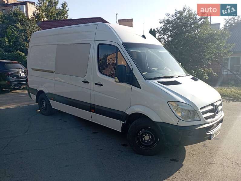 Микроавтобус Mercedes-Benz Sprinter 2007 в 