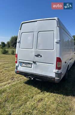 Грузовой фургон Mercedes-Benz Sprinter 2005 в 