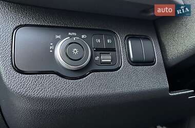 Грузовой фургон Mercedes-Benz Sprinter 2018 в 