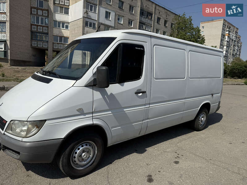 Грузовой фургон Mercedes-Benz Sprinter 2005 в Первомайске