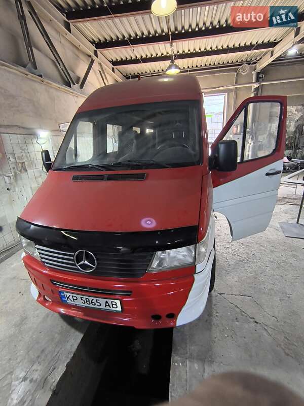 Туристический / Междугородний автобус Mercedes-Benz Sprinter 1998 в 