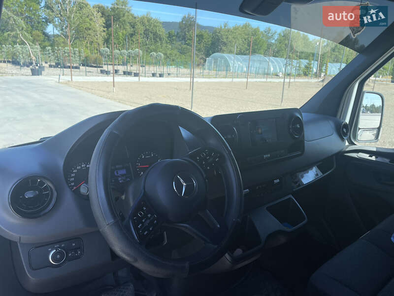 Грузовой фургон Mercedes-Benz Sprinter 2018 в Виноградове фото 10 Грузовой фургон Mercedes-Benz Sprinter 2018 в Виноградове
