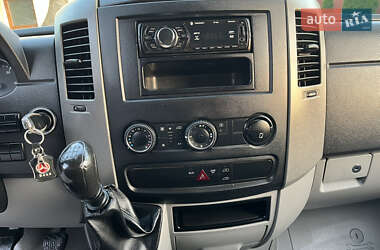 Грузовой фургон Mercedes-Benz Sprinter 2013 в 