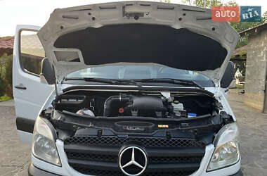 Грузовой фургон Mercedes-Benz Sprinter 2013 в 