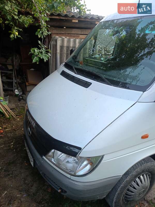 Вантажопасажирський фургон Mercedes-Benz Sprinter 2002 в Теребовлі