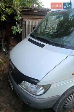 Грузопассажирский фургон Mercedes-Benz Sprinter 2002 в 