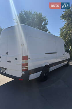 Грузовой фургон Mercedes-Benz Sprinter 2014 в 