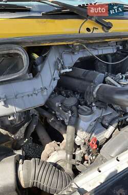 Грузовой фургон Mercedes-Benz Sprinter 2004 в 