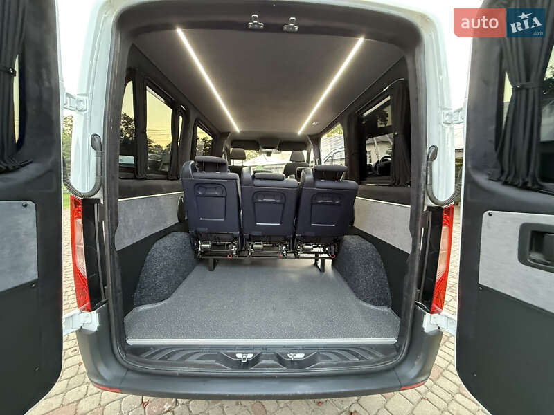Микроавтобус Mercedes-Benz Sprinter 2022 в Калуше