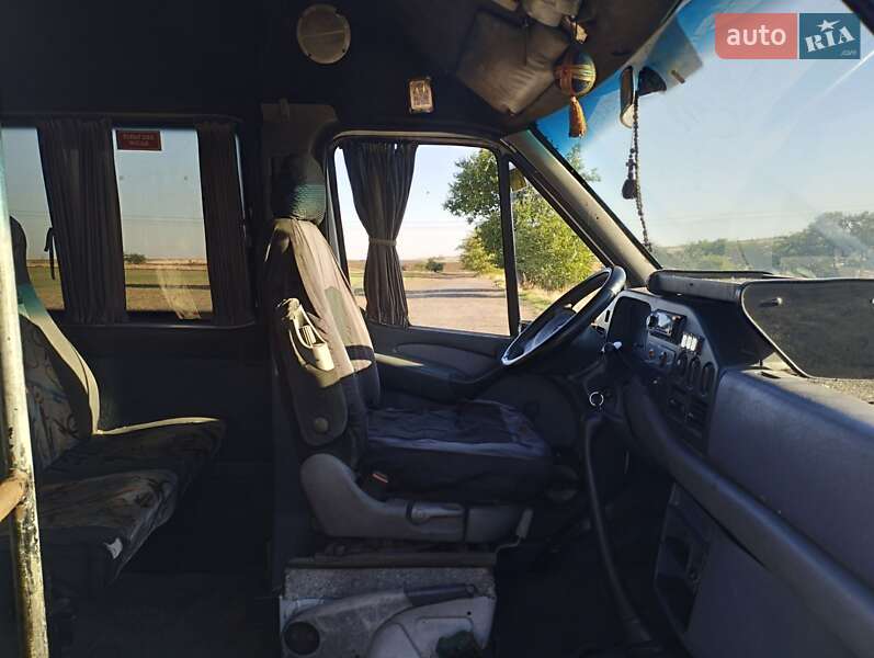 Городской автобус Mercedes-Benz Sprinter 1996 в Николаеве фото 3 Городской автобус Mercedes-Benz Sprinter 1996 в Николаеве