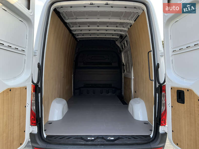 Вантажний фургон Mercedes-Benz Sprinter 2021 в Луцьку