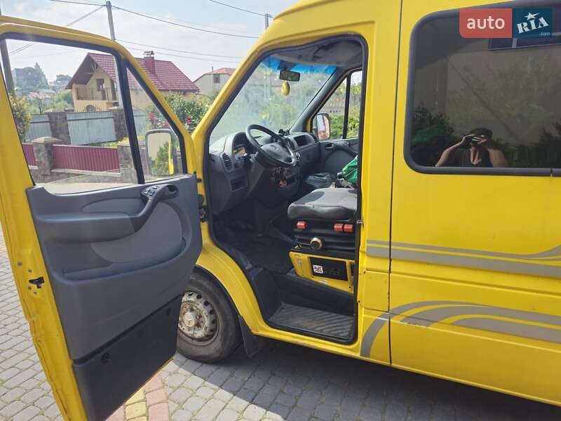 Микроавтобус Mercedes-Benz Sprinter 2004 в Куликове