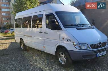 Вантажопасажирський фургон Mercedes-Benz Sprinter 2000 в Коломиї