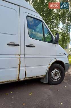 Грузовой фургон Mercedes-Benz Sprinter 2005 в 