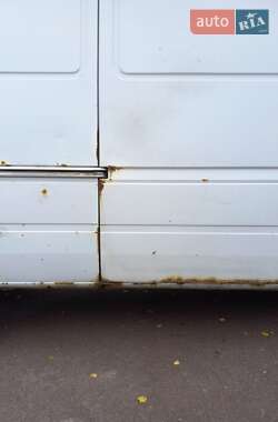 Грузовой фургон Mercedes-Benz Sprinter 2005 в 