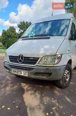 Грузовой фургон Mercedes-Benz Sprinter 2005 в 