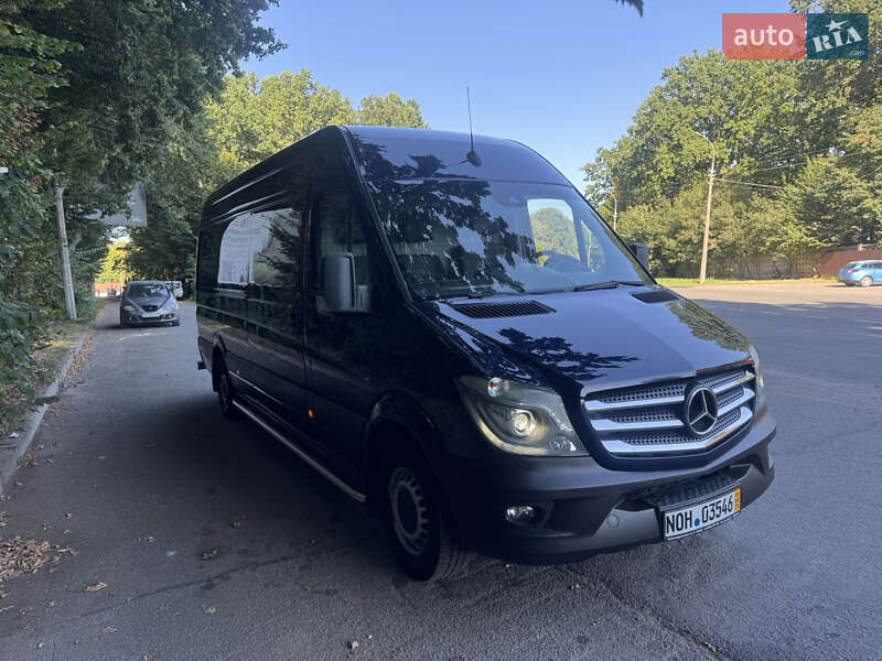 Грузовой фургон Mercedes-Benz Sprinter 2018 в 