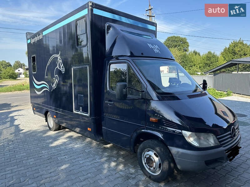 Для перевезення тварин Mercedes-Benz Sprinter 2002 в Бориславі