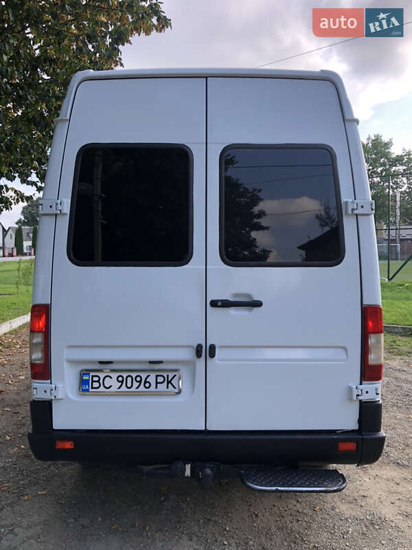 Грузопассажирский фургон Mercedes-Benz Sprinter 2000 в Самборе