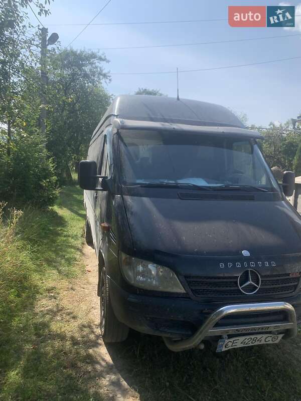 Mercedes-Benz Sprinter 2004