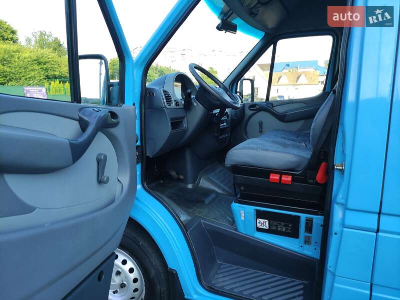Грузовой фургон Mercedes-Benz Sprinter 2006 в Ровно