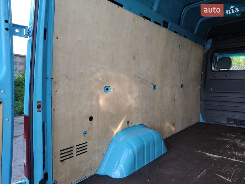 Грузовой фургон Mercedes-Benz Sprinter 2006 в Ровно