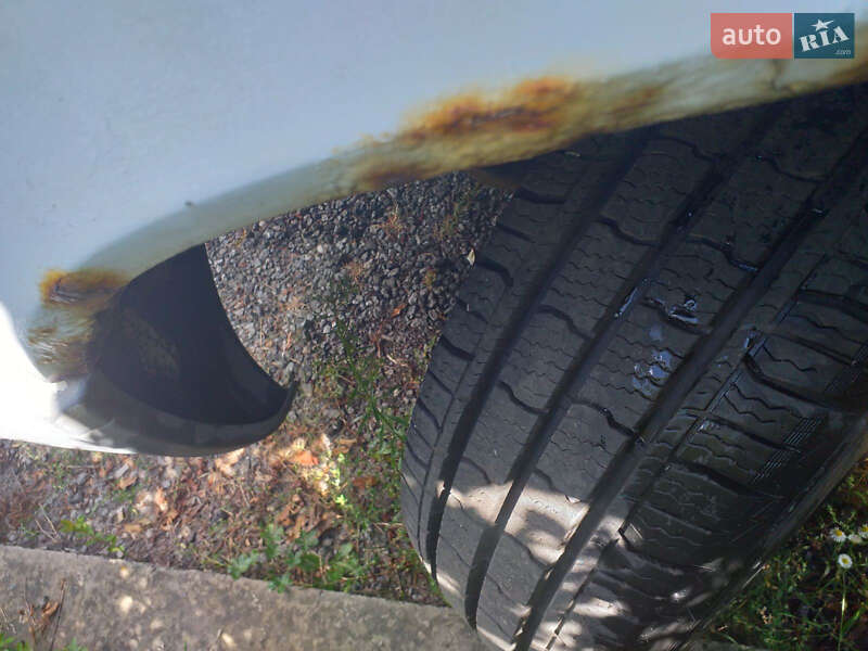 Вантажний фургон Mercedes-Benz Sprinter 1995 в Києві фото 5 Вантажний фургон Mercedes-Benz Sprinter 1995 в Києві