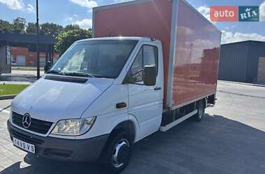 Грузовой фургон Mercedes-Benz Sprinter 2005 в 