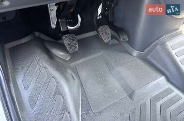 Грузовой фургон Mercedes-Benz Sprinter 2005 в 