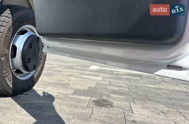 Грузовой фургон Mercedes-Benz Sprinter 2005 в 