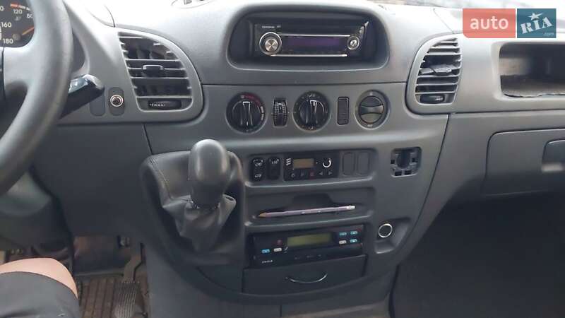 Грузопассажирский фургон Mercedes-Benz Sprinter 2000 в Киеве фото 25 Грузопассажирский фургон Mercedes-Benz Sprinter 2000 в Киеве