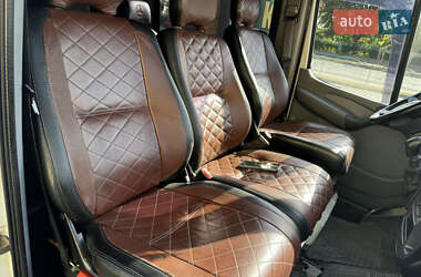 Мікроавтобус Mercedes-Benz Sprinter 2000 в  фото 12 Мікроавтобус Mercedes-Benz Sprinter 2000 в