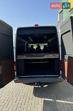 Мікроавтобус Mercedes-Benz Sprinter 2000 в  фото 18 Мікроавтобус Mercedes-Benz Sprinter 2000 в